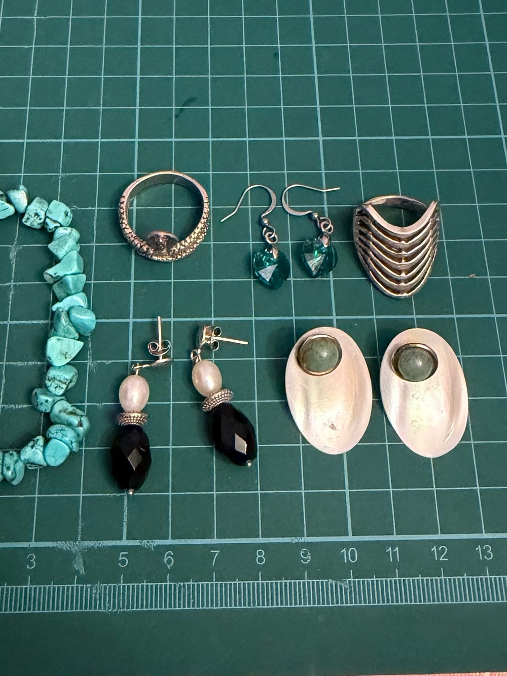 Lot of jewelry
